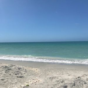 Meet your Posher, Loni